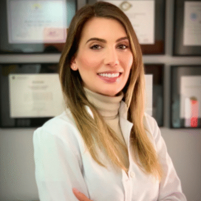 Dra. Lívia Nunes Andrade Kühl